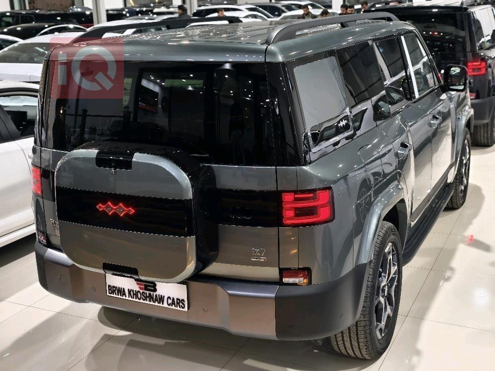 بي واي دي ليوبارد 7